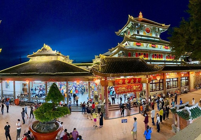Ba Chua Xu Temple