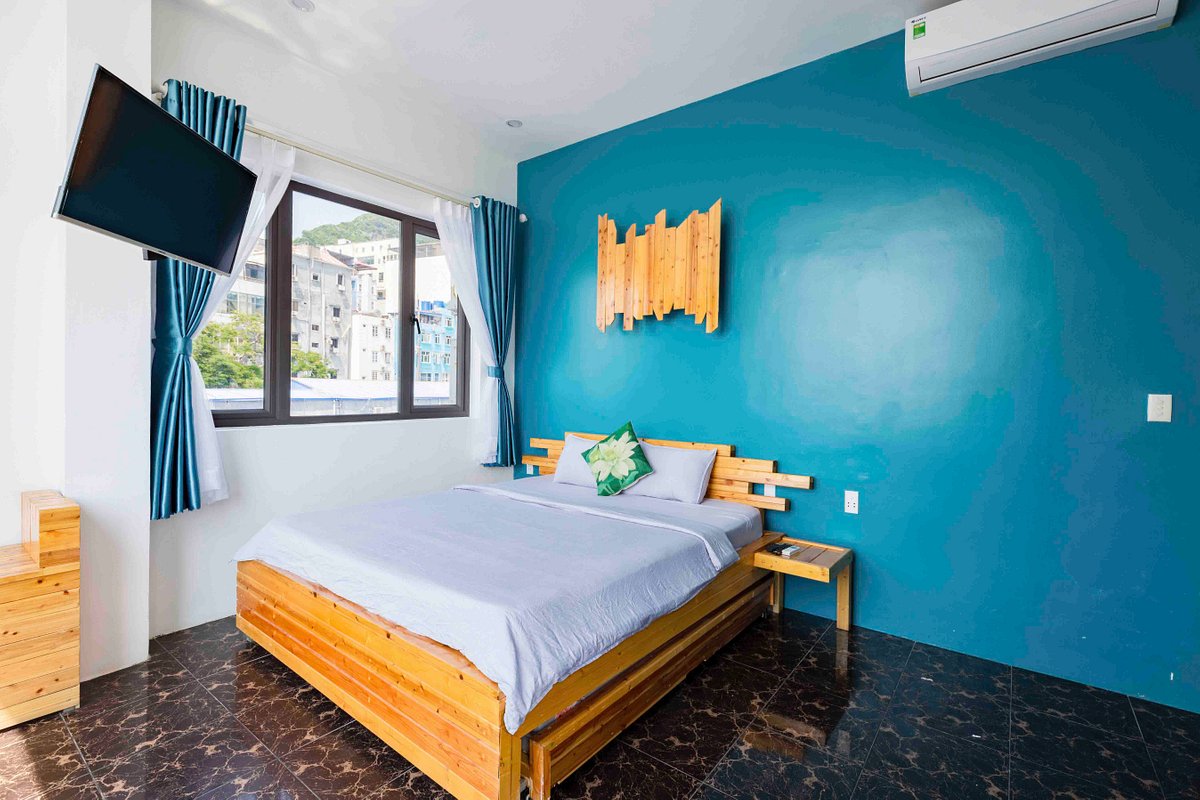 Catba Pod Hostel