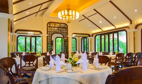 Danaksara Restaurant - Furama Villas Danang