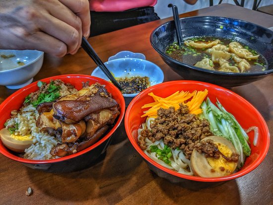 Jeffrey’s Kitchen - Taiwanese Beef Noodle & Dumpling