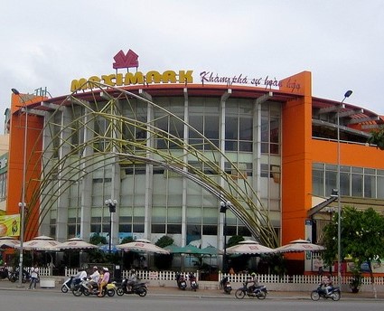 Maximark Shopping Mall