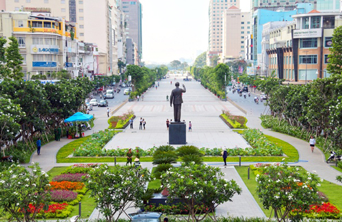 Nguyen Hue Walking Street