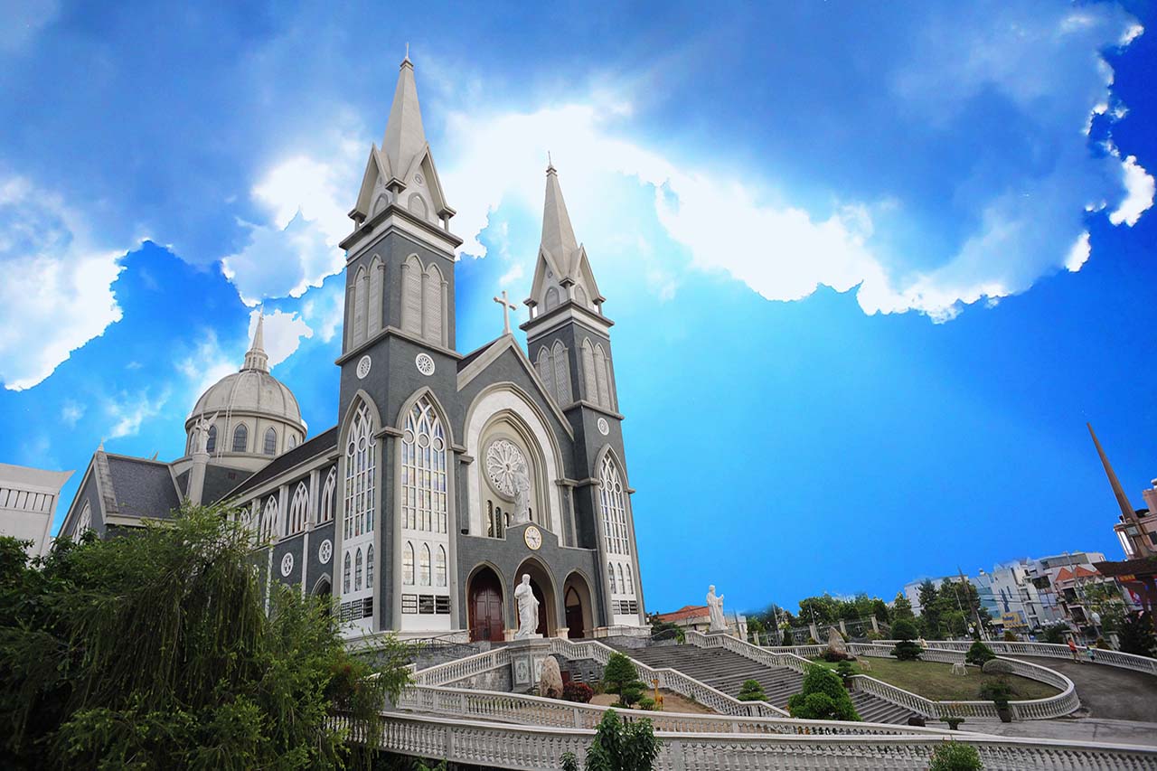 Phu Cuong Church