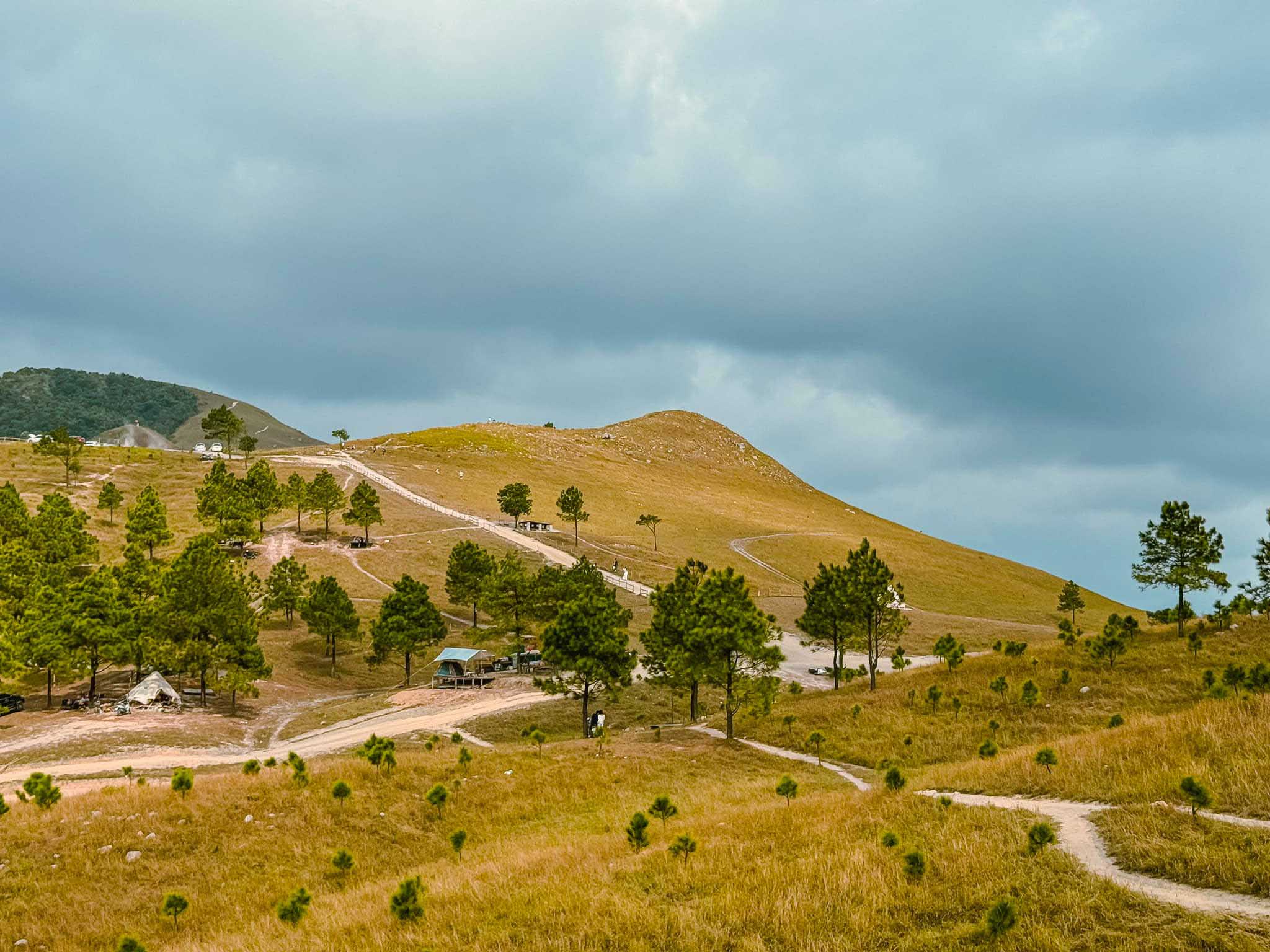 Phuong Hoang Mountain