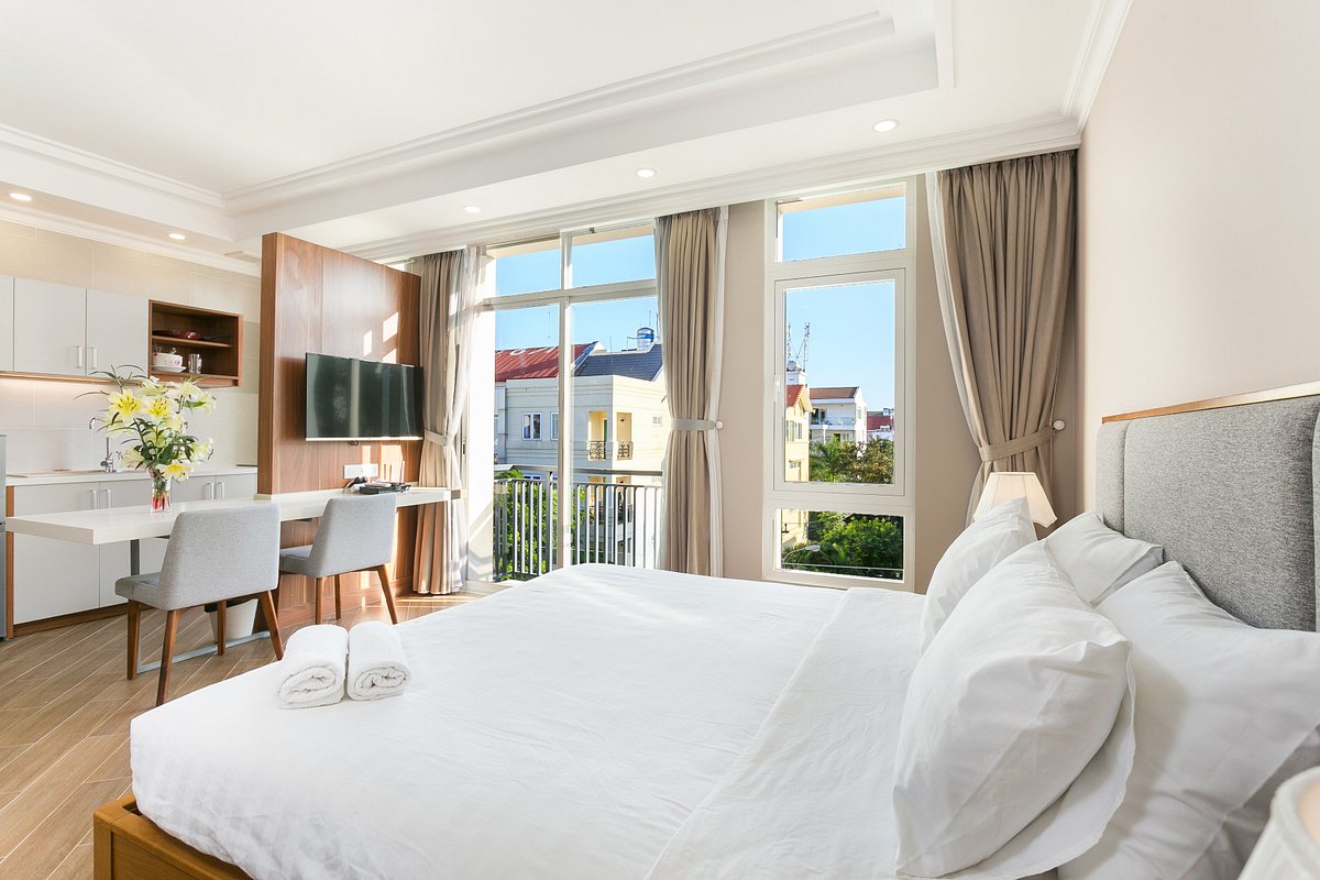 Theadora Hotel & Apartment