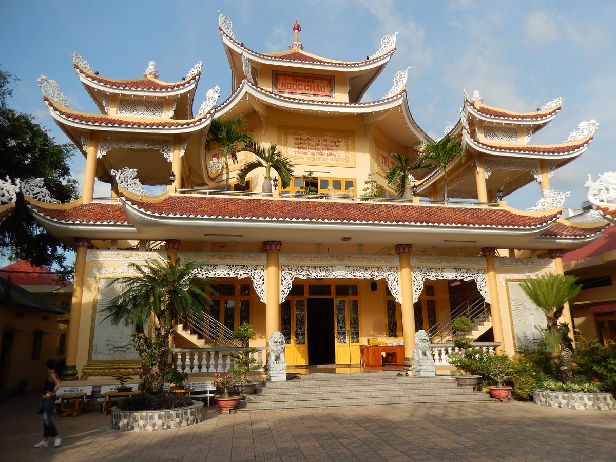 Tinh Xa Ngoc Chau