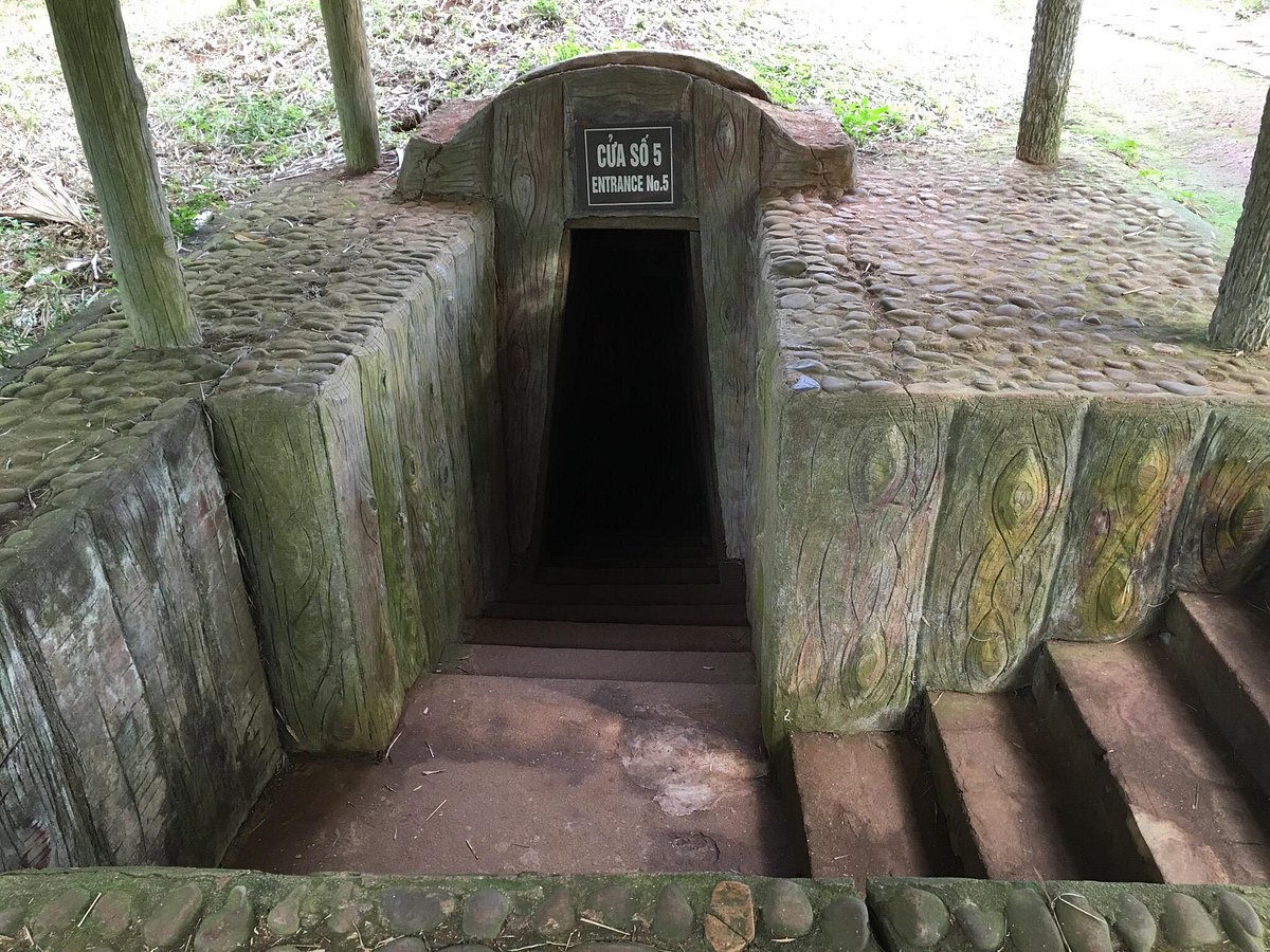 Vinh Moc Tunnels